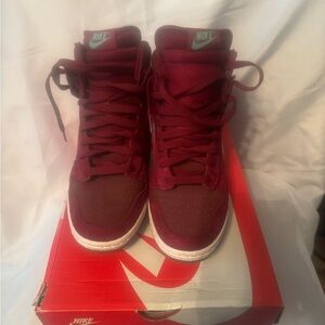 Nike Vibrant Red and Teal Shoes